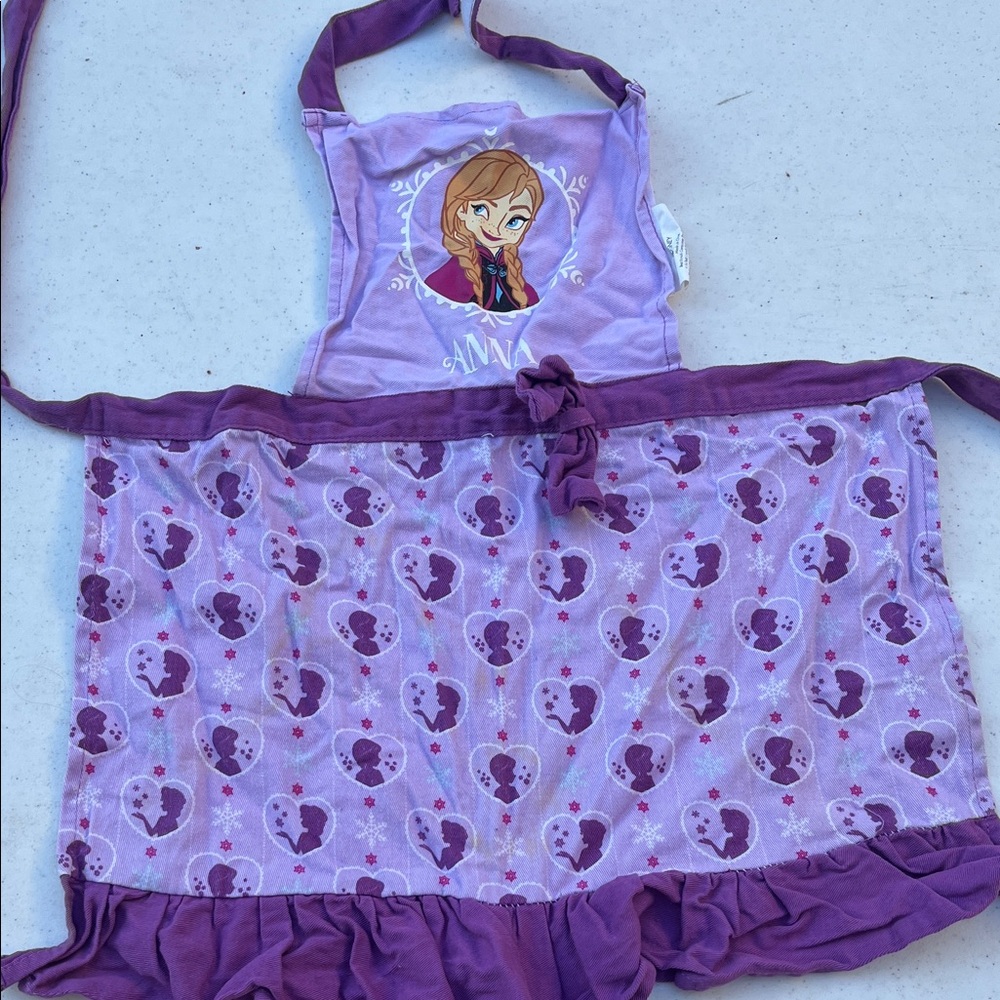 Disney Purple Frozen Ana Apron with Heart Pattern